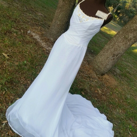 ASHLEY JORDAN Dresses & Skirts - ASHLEY JORDAN 8 White Wedding Dress